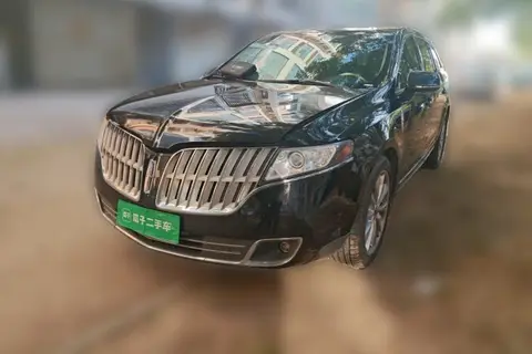 Lincoln MKT 2012