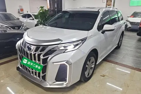 Toyota SIENNA 2023