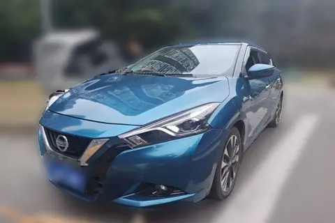 Nissan Bluebird 2015