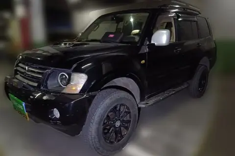Mitsubishi Pajero 2011