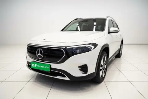 Mercedes-Benz EQB 2022
