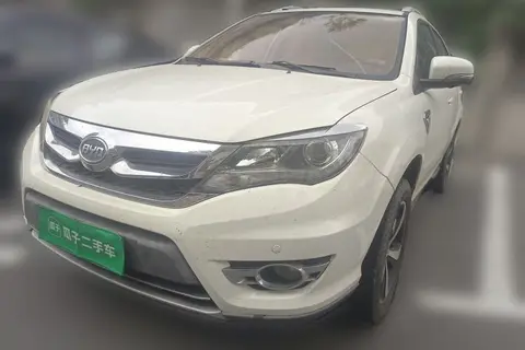 BYD S7 2015