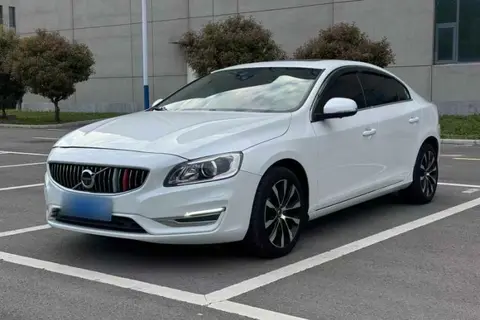 Volvo S60 2019