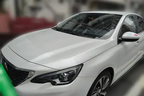 Peugeot 408 2020
