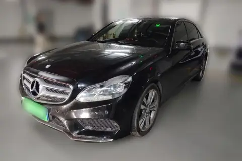 Mercedes-Benz E-Class 2015