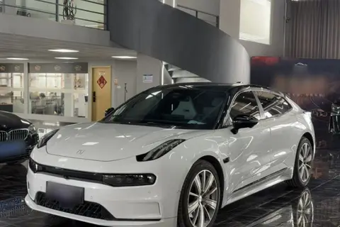 ZEEKR 001 2022