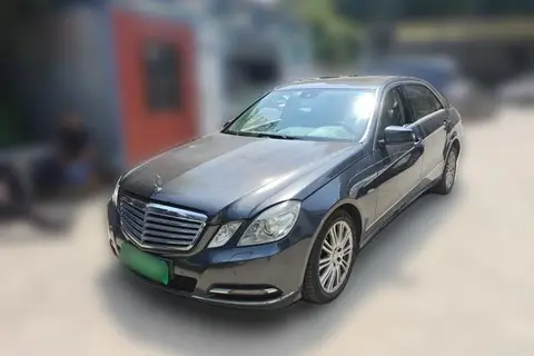 Mercedes-Benz E-Class 2011