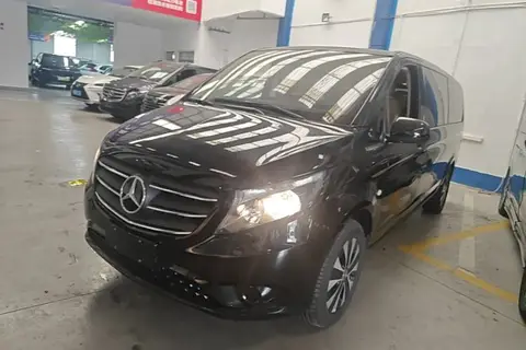 Mercedes-Benz Vito 2023