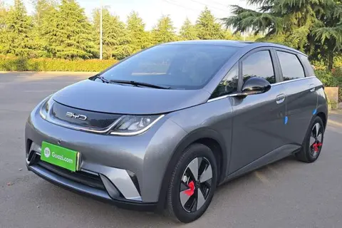 BYD Dolphin 2023