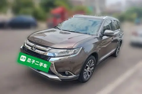 Mitsubishi Outlander 2018