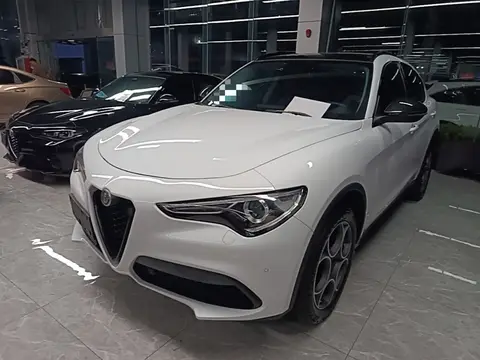 Alfa Romeo Stelvio 2020