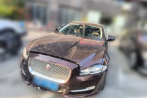 Jaguar XJ 2017
