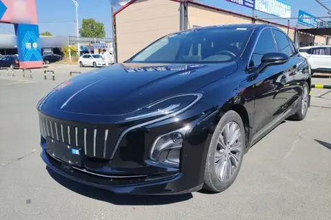 Hongqi E-QM5 2024