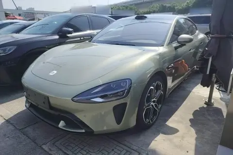 Xiaomi SU7 2025