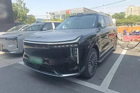 IM Motors LS9 2025