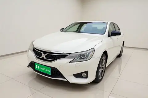 Toyota Reiz 2015