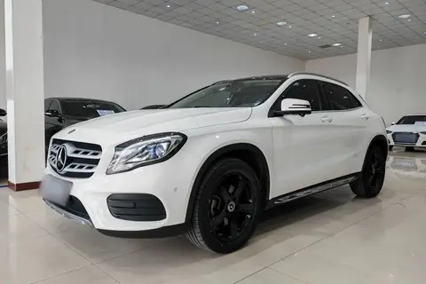 Mercedes-Benz GLA 2019
