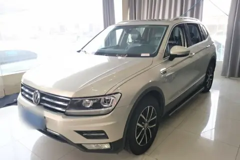 Volkswagen Tiguan L 2017