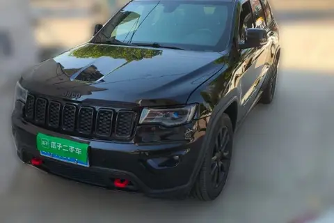 Jeep Grand Cherokee 2016