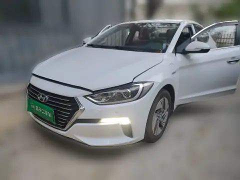 Hyundai Elantra 2019