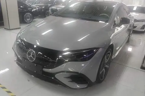 Mercedes-Benz EQE 2022