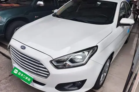 Ford Escort 2018