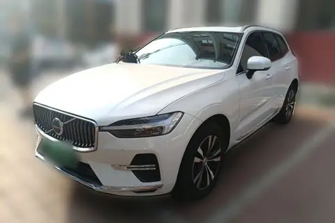 Volvo XC60 2022