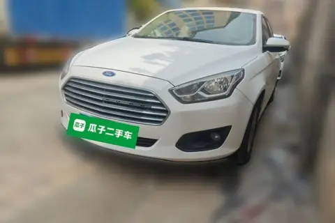 Ford Escort 2016