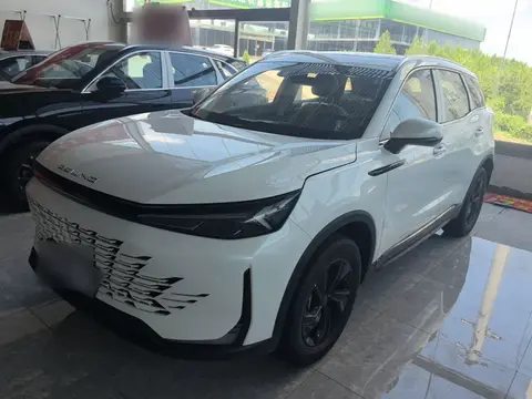 BAIC X7 2025