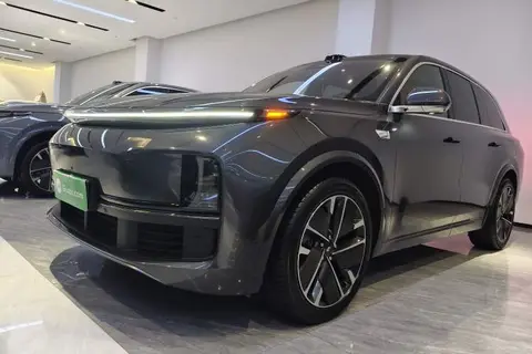 Li L8 2025