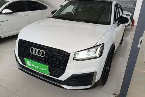 Audi Q2L 2021