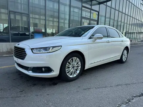 Ford Taurus 2019