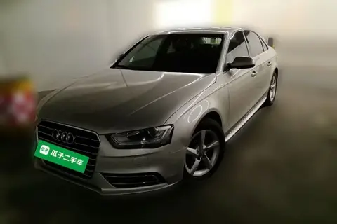 Audi A4L 2015