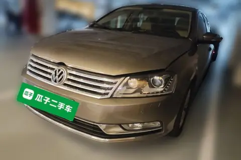 Volkswagen Magotan 2013