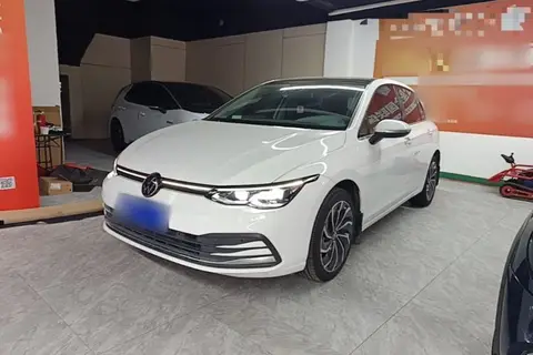 Volkswagen Golf 2023