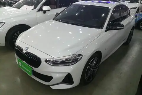 BMW 1 Series 2021