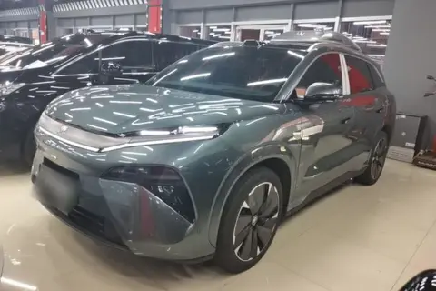 BYD Tang L 2025