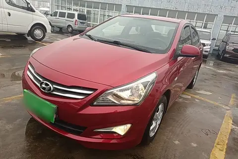 Hyundai Reina 2016