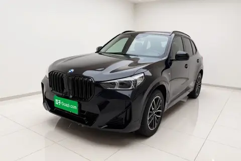 BMW iX1 2025
