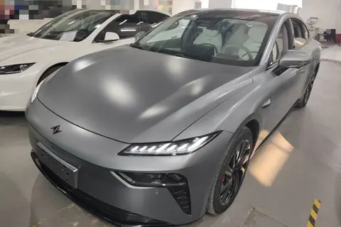 Dongfeng eπ 007 2024