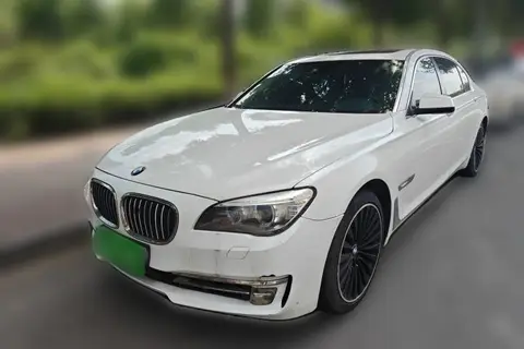 BMW 7 Series 2011