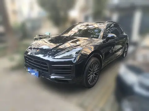 Porsche Cayenne 2022