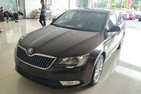 Skoda Superb 2014