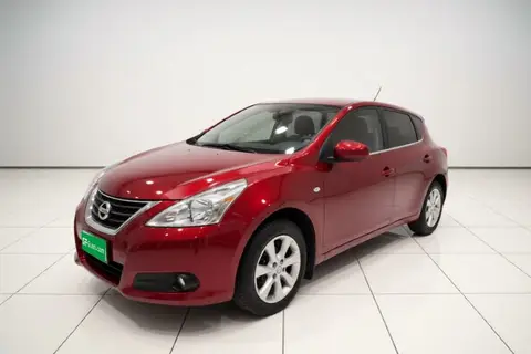 Nissan Tiida 2014