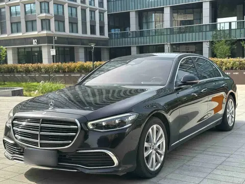 Mercedes-Benz S-Class 2023
