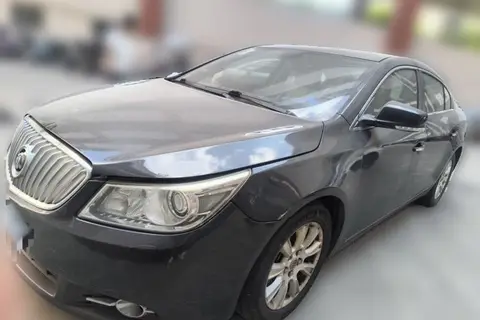 Buick LaCrosse 2012