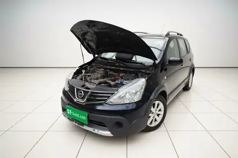 Nissan Livina 2013