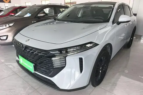 Venucia V 2022