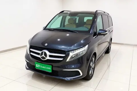 Mercedes-Benz V-Class 2024
