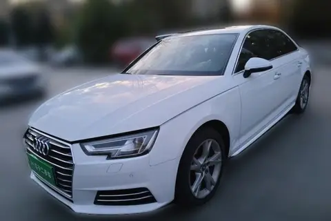 Audi A4L 2018